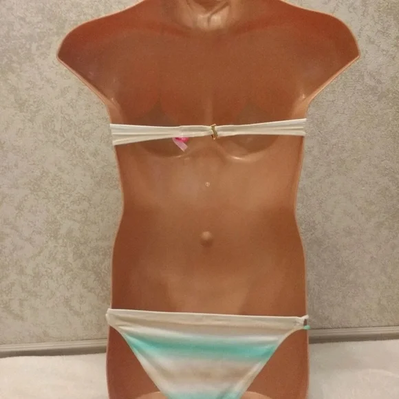 Victoria's Secret White and Light Blue Bikini - Picture 7 of 12